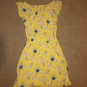Patterned yellow kids dress